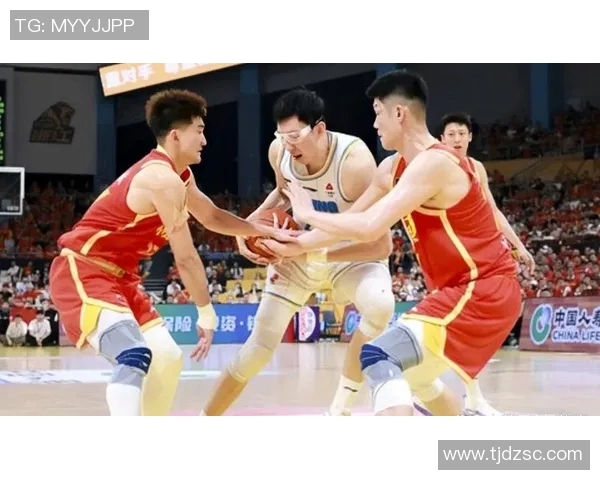 赛后分析：上海篮球队与北京篮球队的战术配合与表现评估